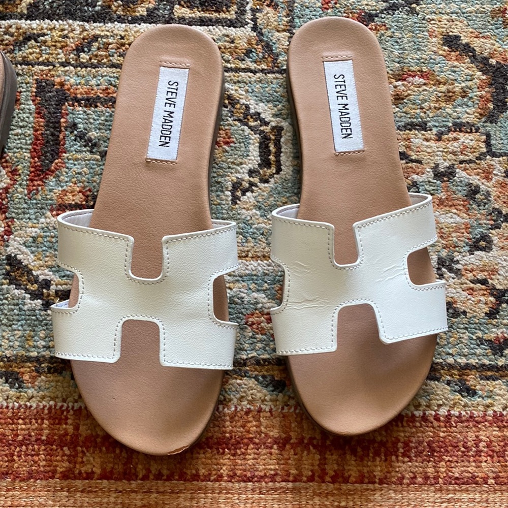 Steve Madden white sandal 7.5